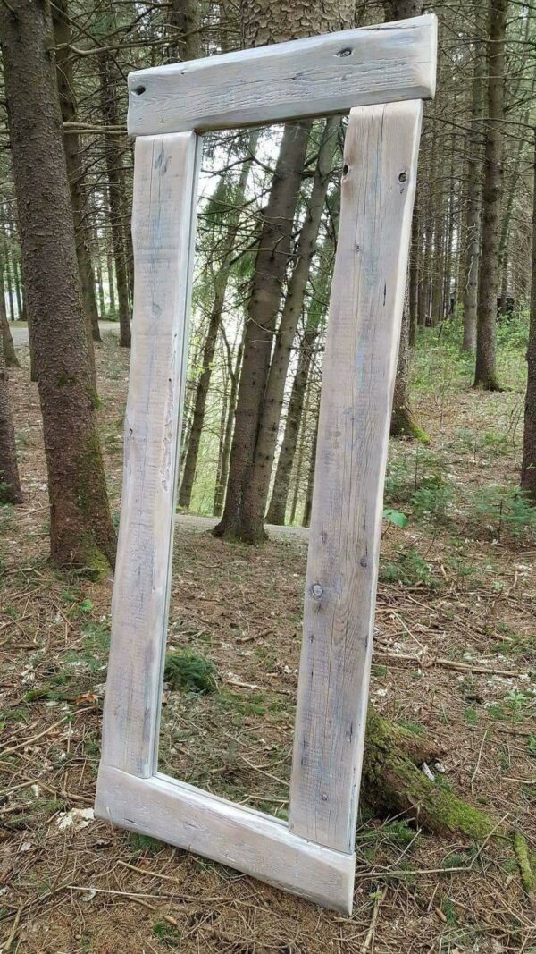 Miroir le roi des forêts.